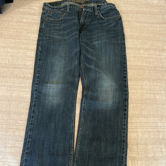 American Eagle men’s medium wash Original Straight jeans. Size 33x30 - Picture 5 of 5